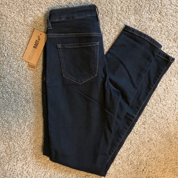 Brand New Mid Rise Dark Wash Jeans - Picture 6 of 6